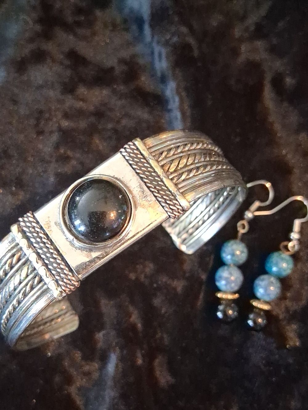 Silver-Tone Black Stone Cuff Bracelet with Blue & Black Stone Bead Earrings